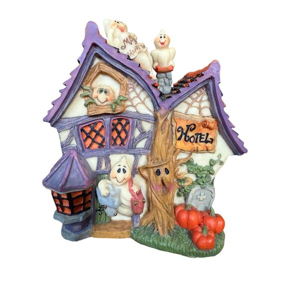 HALLOWEEN HAND PAINTED ILLUMINATED RESIN HAUNTED HOUSE HOTEL LIGHT UP VILLAGE - Picture 3 of 7